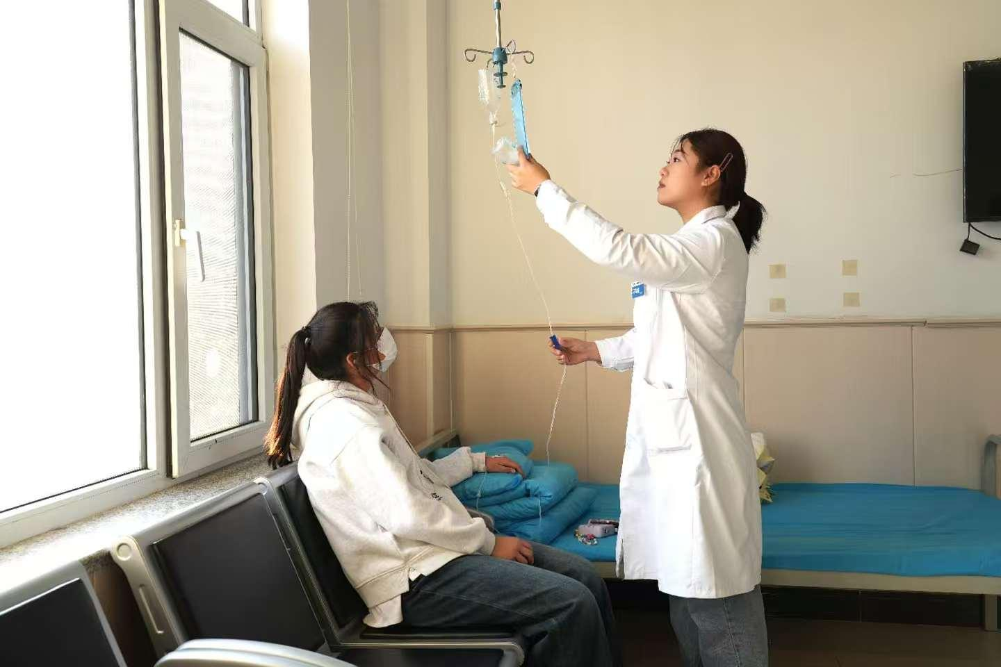 宁夏日报 —— 马瑞睿：投身基层医疗，以“小我”守护“大我”